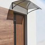 Vchodova_striska_ARCO_PRO_108_80_cm_hneda_polykarbonat_realizace_2.jpg